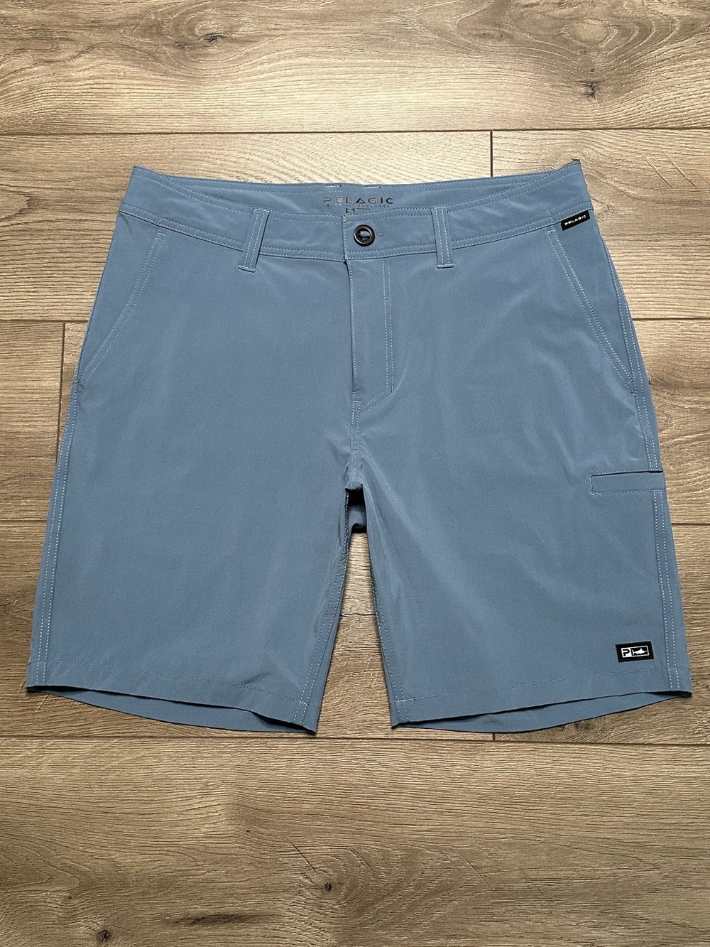 Pelagic Mako Hybrid 9” Fishing Casual Shorts Size 34